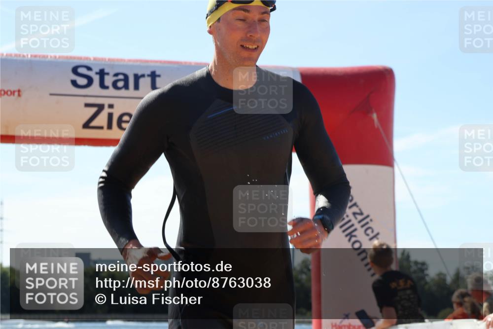07.09.2025 - 19. Norderstedt Triathlon Luisa Fischer http://msf.ph/oto/8763038 07.09.2025 12:12:30 Schwimmen 214, 305, 1295 meine-sportfotos.de