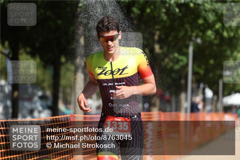 07.09.2025 - 19. Norderstedt Triathlon Michael Strokosch http://msf.ph/oto/8763045 07.09.2025 11:29:26 Laufen 1335, 1355 meine-sportfotos.de
