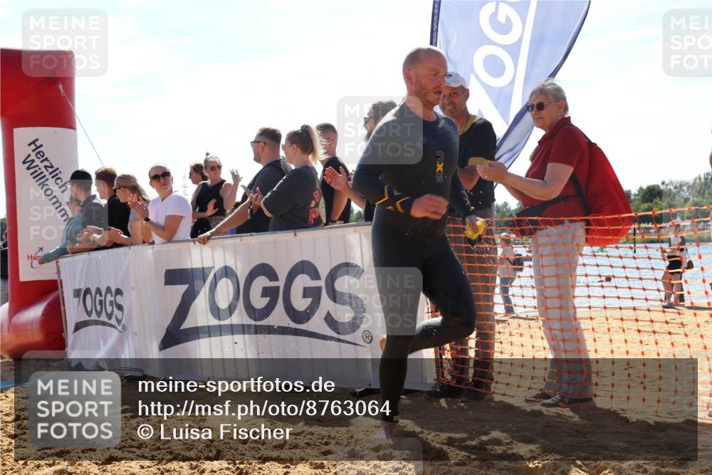 07.09.2025 - 19. Norderstedt Triathlon Luisa Fischer http://msf.ph/oto/8763064 07.09.2025 14:56:30 Schwimmen 1403, 1532, 1537 meine-sportfotos.de