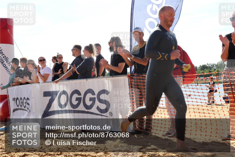 07.09.2025 - 19. Norderstedt Triathlon Luisa Fischer http://msf.ph/oto/8763068 07.09.2025 14:56:30 Schwimmen 1403, 1532, 1537 meine-sportfotos.de