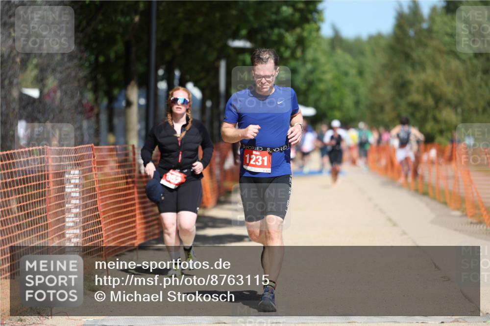 07.09.2025 - 19. Norderstedt Triathlon Michael Strokosch http://msf.ph/oto/8763115 07.09.2025 12:57:12 Laufen 259, 788, 852, 898, 1231 meine-sportfotos.de