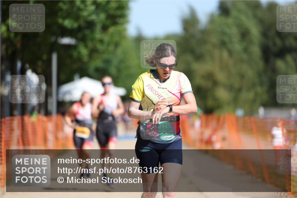 07.09.2025 - 19. Norderstedt Triathlon Michael Strokosch http://msf.ph/oto/8763162 07.09.2025 12:09:57 Laufen 860, 1153, 1197, 1319 meine-sportfotos.de