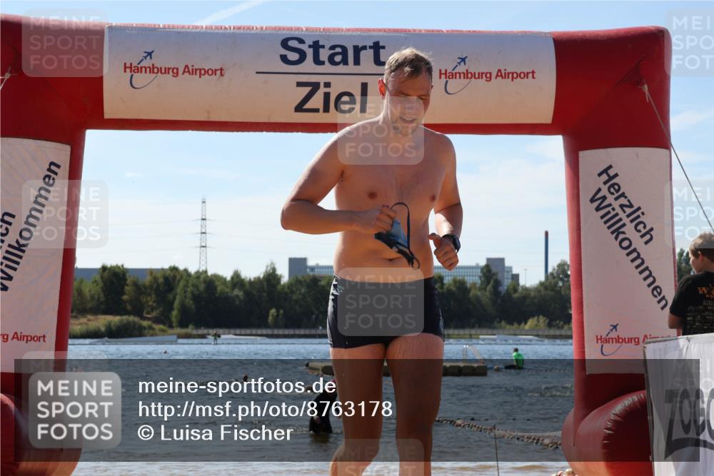 07.09.2025 - 19. Norderstedt Triathlon Luisa Fischer http://msf.ph/oto/8763178 07.09.2025 12:13:05 Schwimmen 177, 295 meine-sportfotos.de