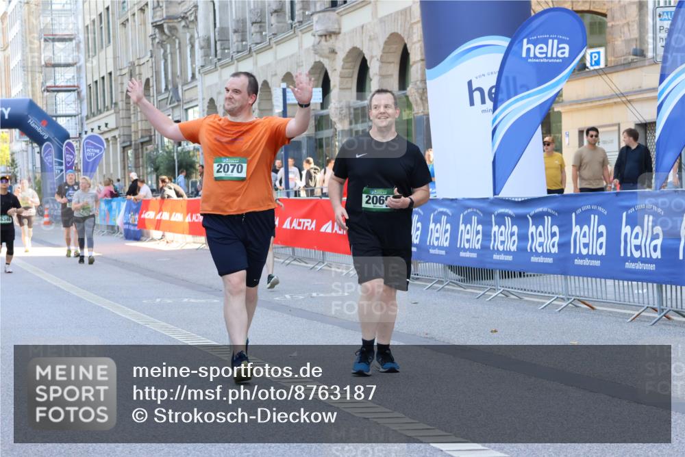 07.09.2025 - BARMER Alsterlauf Strokosch-Dieckow http://msf.ph/oto/8763187 07.09.2025 10:28:37 Ziel 3457, 3495, 3542, 3553, 3560, 4000, 4004, 4201 meine-sportfotos.de