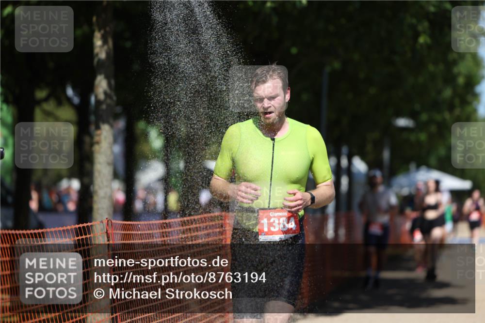 07.09.2025 - 19. Norderstedt Triathlon Michael Strokosch http://msf.ph/oto/8763194 07.09.2025 13:18:55 Laufen 145, 283, 324, 757, 1384 meine-sportfotos.de