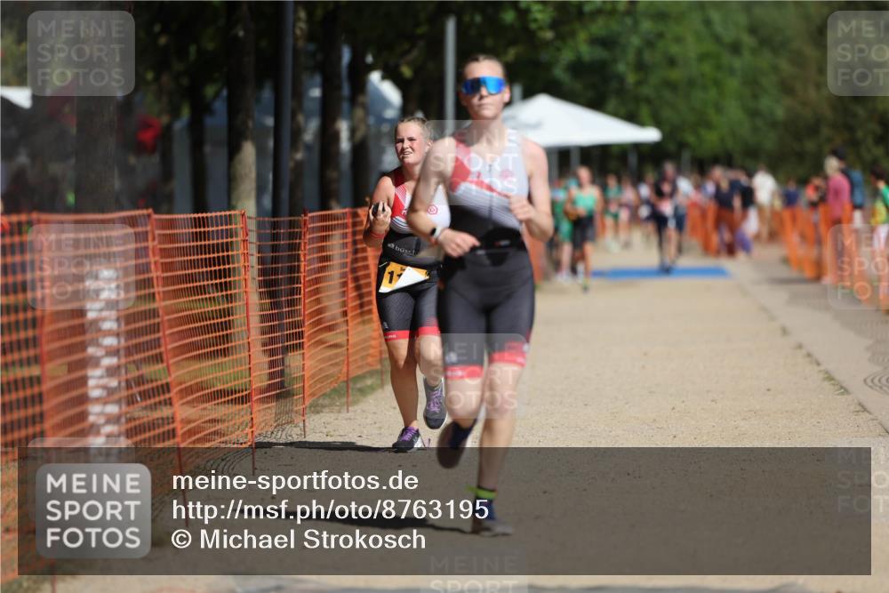 07.09.2025 - 19. Norderstedt Triathlon Michael Strokosch http://msf.ph/oto/8763195 07.09.2025 12:09:59 Laufen 860, 1153, 1197 meine-sportfotos.de
