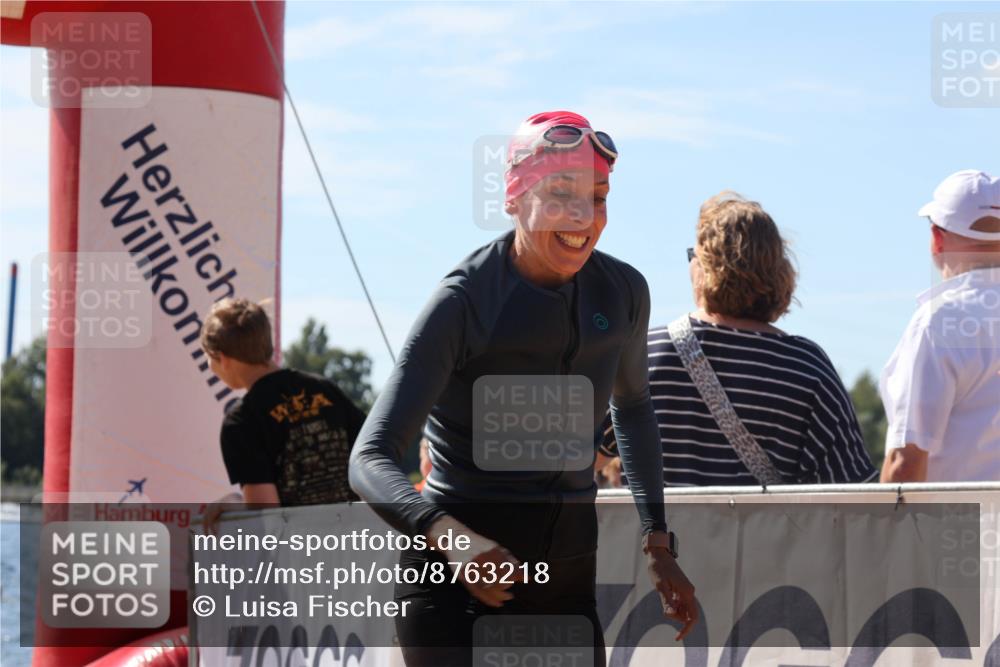 07.09.2025 - 19. Norderstedt Triathlon Luisa Fischer http://msf.ph/oto/8763218 07.09.2025 12:13:18 Schwimmen 1298 meine-sportfotos.de