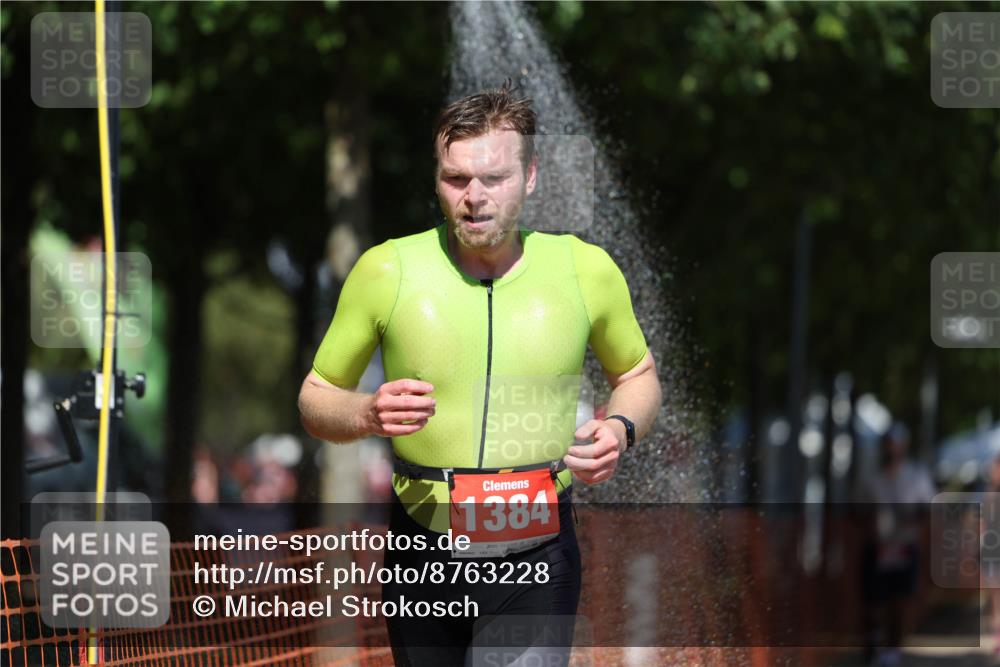 07.09.2025 - 19. Norderstedt Triathlon Michael Strokosch http://msf.ph/oto/8763228 07.09.2025 13:18:56 Laufen 145, 283, 324, 757, 1384 meine-sportfotos.de