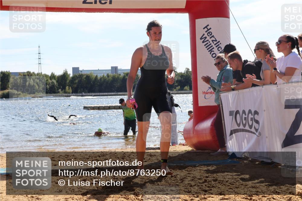 07.09.2025 - 19. Norderstedt Triathlon Luisa Fischer http://msf.ph/oto/8763250 07.09.2025 14:58:08 Schwimmen 949 meine-sportfotos.de