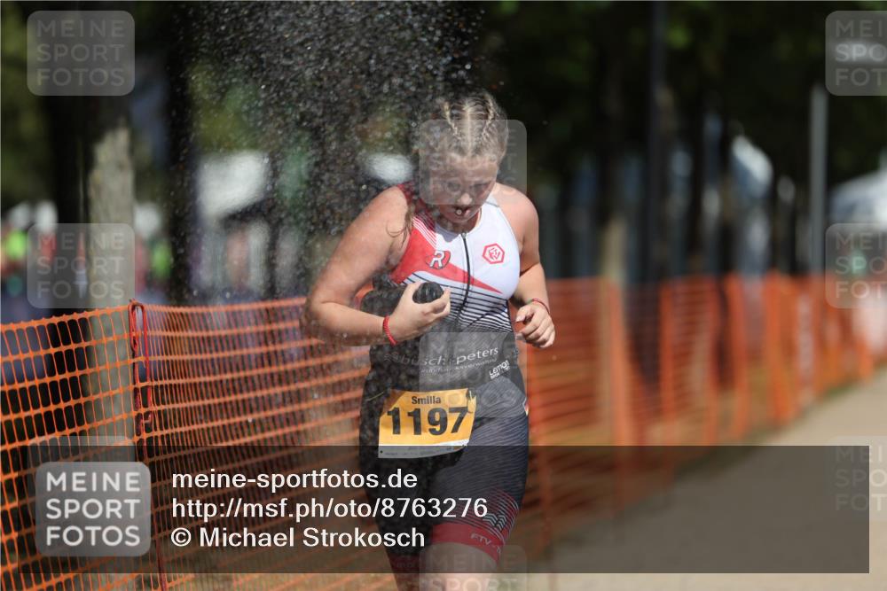 07.09.2025 - 19. Norderstedt Triathlon Michael Strokosch http://msf.ph/oto/8763276 07.09.2025 12:10:03 Laufen 1153, 1197 meine-sportfotos.de