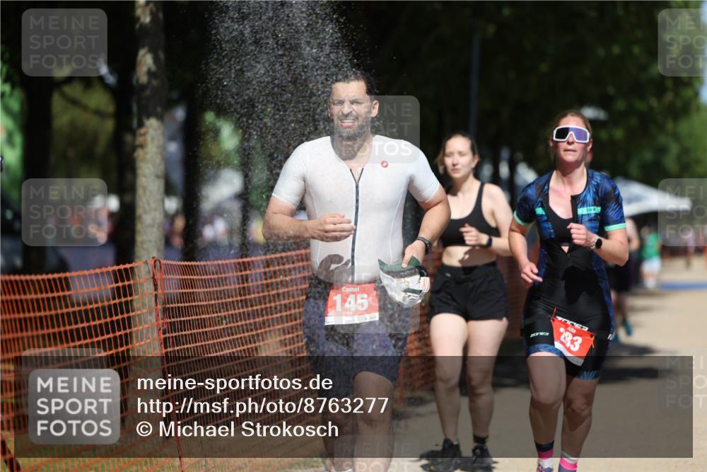 07.09.2025 - 19. Norderstedt Triathlon Michael Strokosch http://msf.ph/oto/8763277 07.09.2025 13:19:02 Laufen 145, 187, 283, 307, 324 meine-sportfotos.de