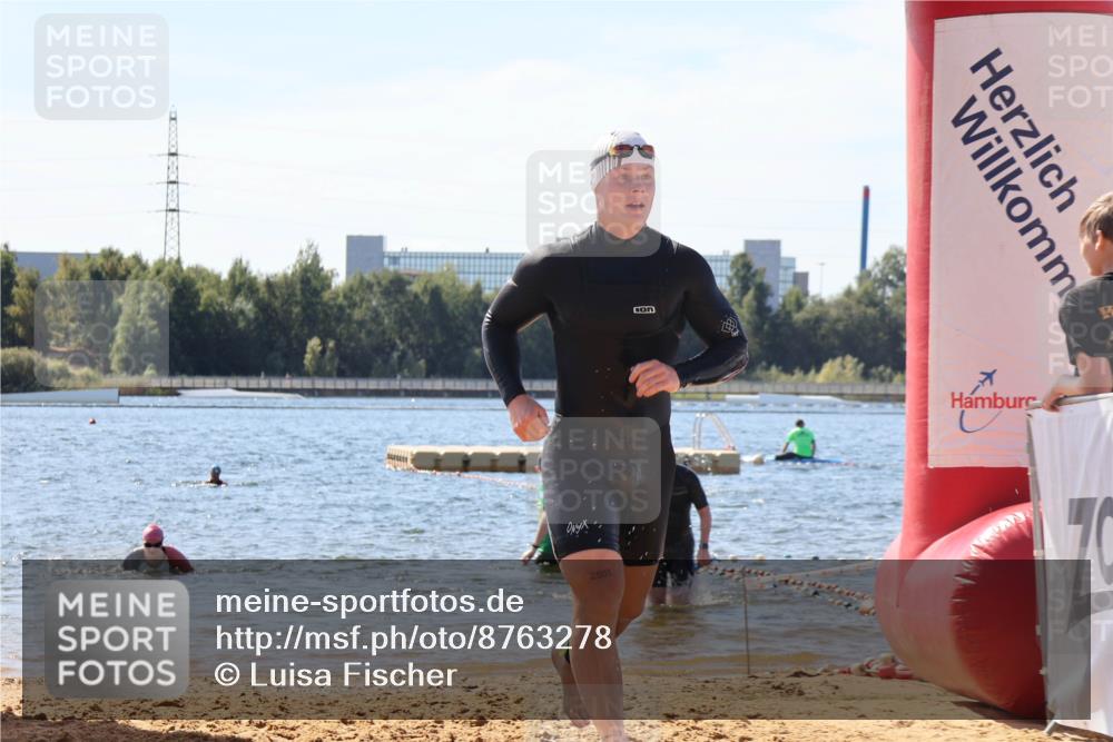 07.09.2025 - 19. Norderstedt Triathlon Luisa Fischer http://msf.ph/oto/8763278 07.09.2025 12:13:50 Schwimmen 277, 718 meine-sportfotos.de