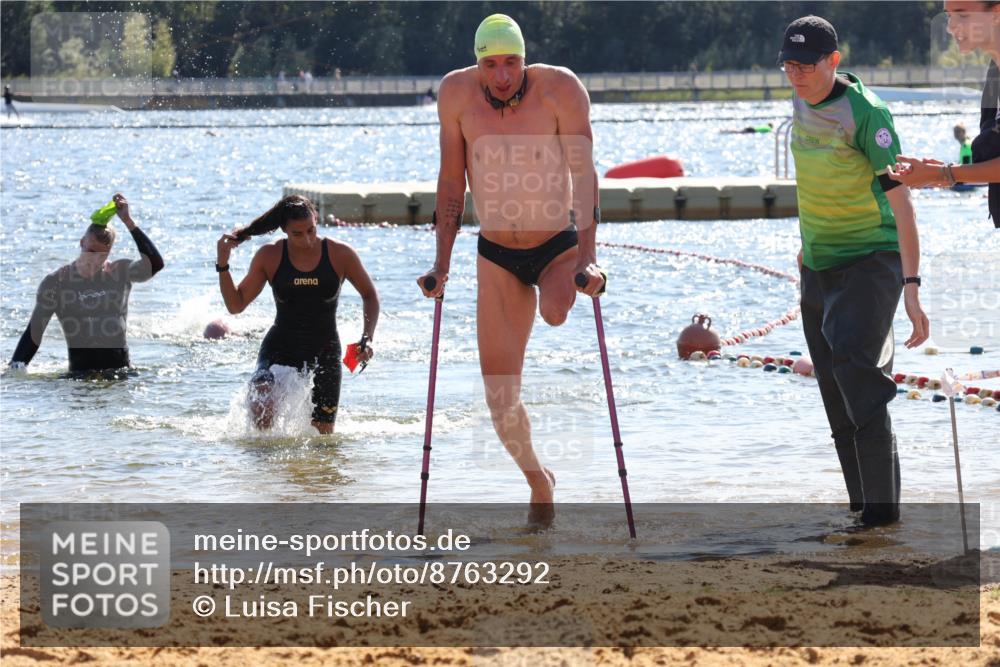 07.09.2025 - 19. Norderstedt Triathlon Luisa Fischer http://msf.ph/oto/8763292 07.09.2025 14:58:17 Schwimmen 949, 951, 1513 meine-sportfotos.de