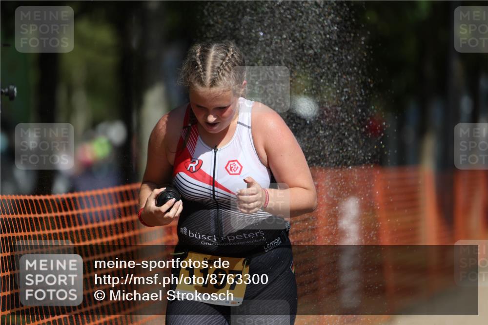 07.09.2025 - 19. Norderstedt Triathlon Michael Strokosch http://msf.ph/oto/8763300 07.09.2025 12:10:04 Laufen 1153, 1197 meine-sportfotos.de