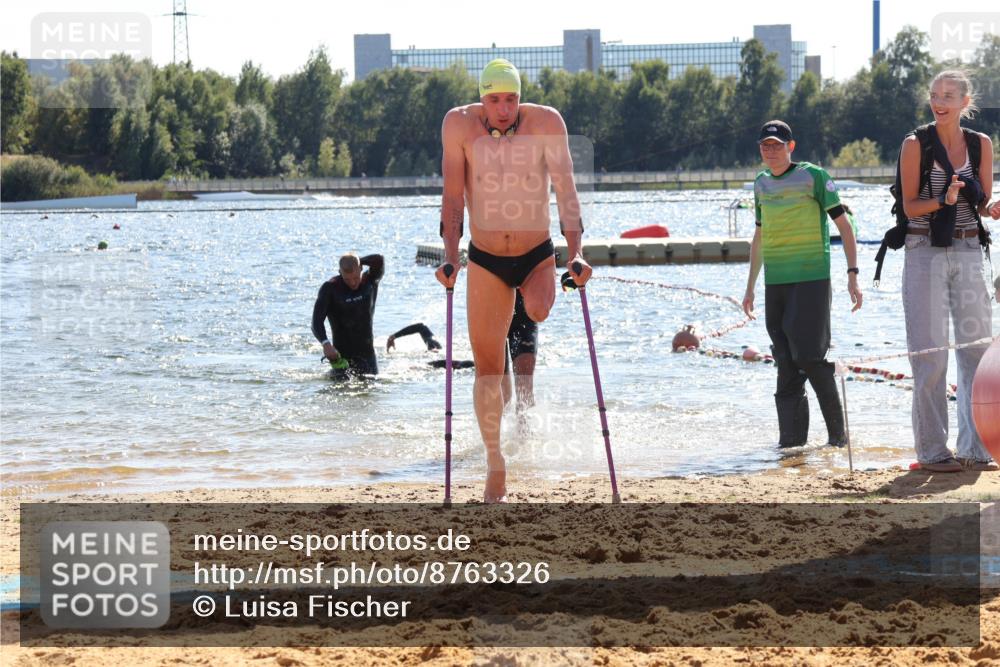 07.09.2025 - 19. Norderstedt Triathlon Luisa Fischer http://msf.ph/oto/8763326 07.09.2025 14:58:20 Schwimmen 951, 1513 meine-sportfotos.de