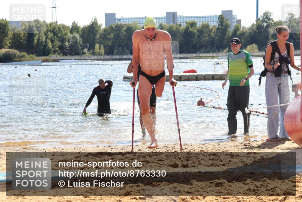 07.09.2025 - 19. Norderstedt Triathlon Luisa Fischer http://msf.ph/oto/8763330 07.09.2025 14:58:20 Schwimmen 951, 1513 meine-sportfotos.de