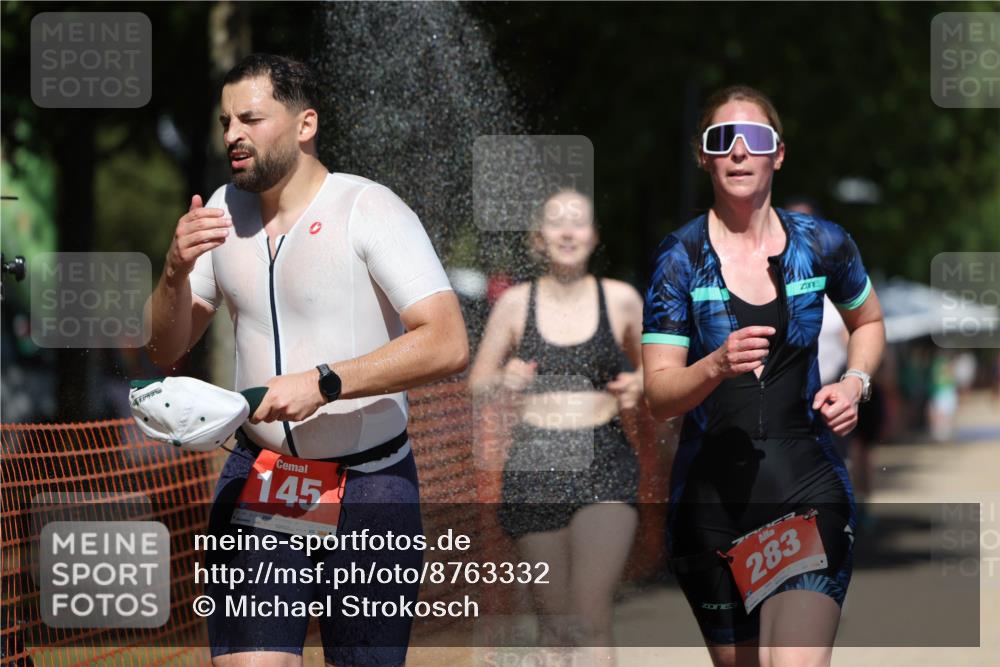 07.09.2025 - 19. Norderstedt Triathlon Michael Strokosch http://msf.ph/oto/8763332 07.09.2025 13:19:03 Laufen 145, 187, 283, 307, 324 meine-sportfotos.de