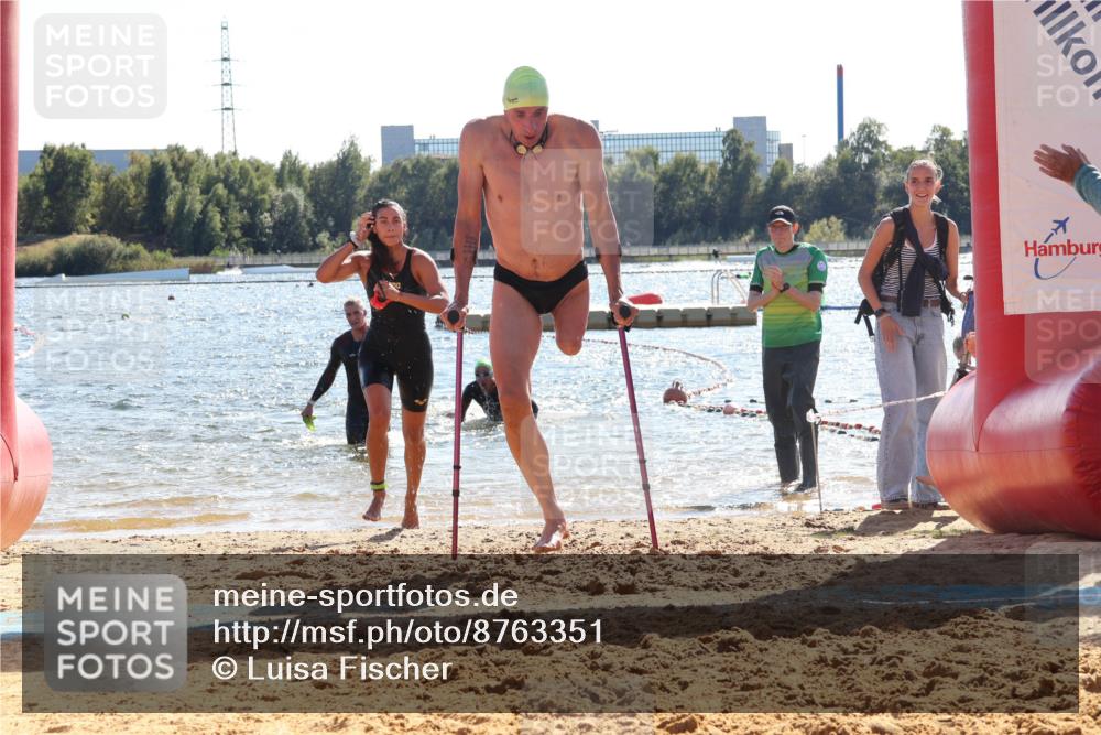 07.09.2025 - 19. Norderstedt Triathlon Luisa Fischer http://msf.ph/oto/8763351 07.09.2025 14:58:21 Schwimmen 951, 1513 meine-sportfotos.de