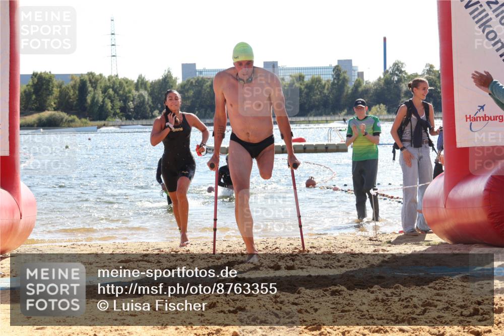 07.09.2025 - 19. Norderstedt Triathlon Luisa Fischer http://msf.ph/oto/8763355 07.09.2025 14:58:22 Schwimmen 951, 1513 meine-sportfotos.de