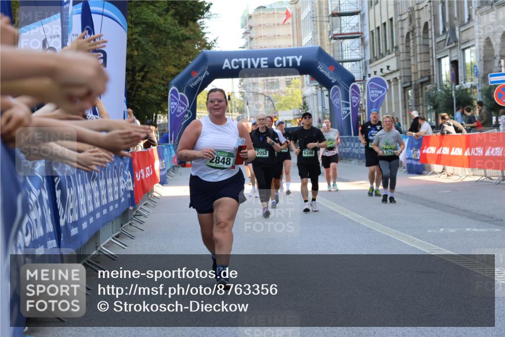 07.09.2025 - BARMER Alsterlauf Strokosch-Dieckow http://msf.ph/oto/8763356 07.09.2025 10:28:39 Ziel 2877, 3457, 3495, 3542, 3553, 3560, 4000, 4004, 4201 meine-sportfotos.de