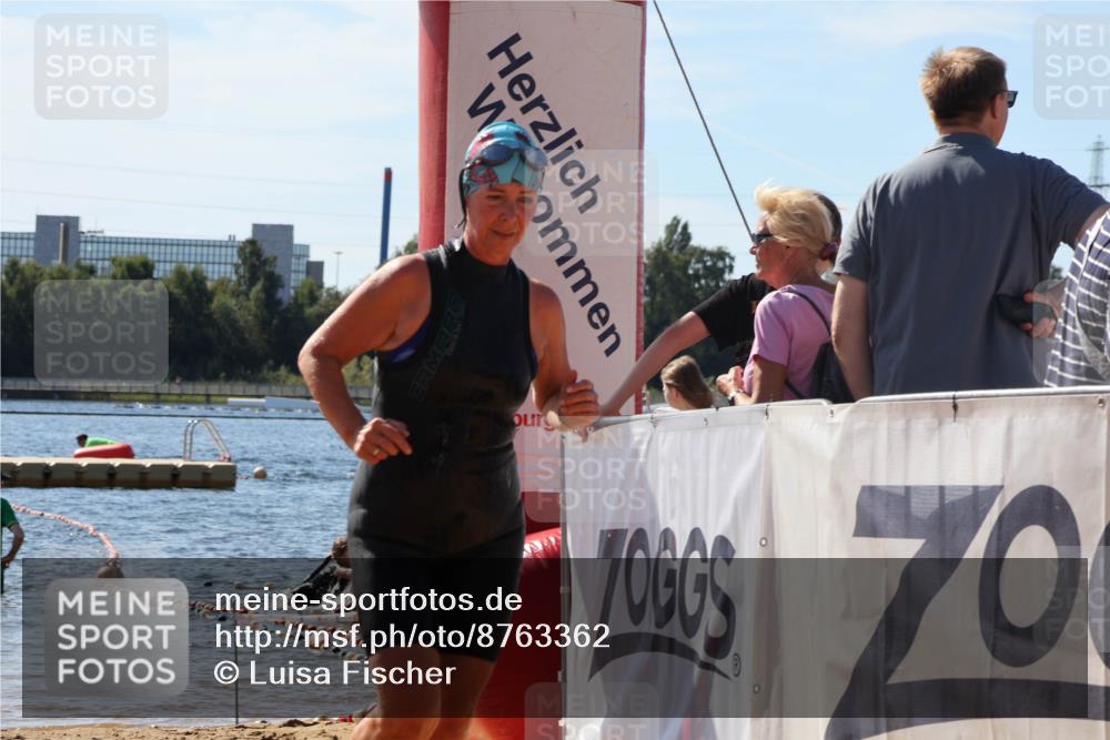 07.09.2025 - 19. Norderstedt Triathlon Luisa Fischer http://msf.ph/oto/8763362 07.09.2025 12:14:46 Schwimmen 789 meine-sportfotos.de