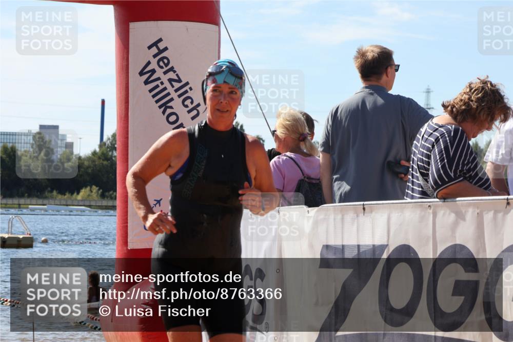 07.09.2025 - 19. Norderstedt Triathlon Luisa Fischer http://msf.ph/oto/8763366 07.09.2025 12:14:46 Schwimmen 789 meine-sportfotos.de