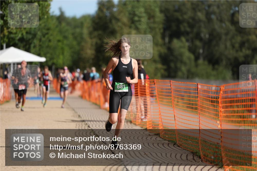 07.09.2025 - 19. Norderstedt Triathlon Michael Strokosch http://msf.ph/oto/8763369 07.09.2025 10:47:41 Laufen 681 meine-sportfotos.de