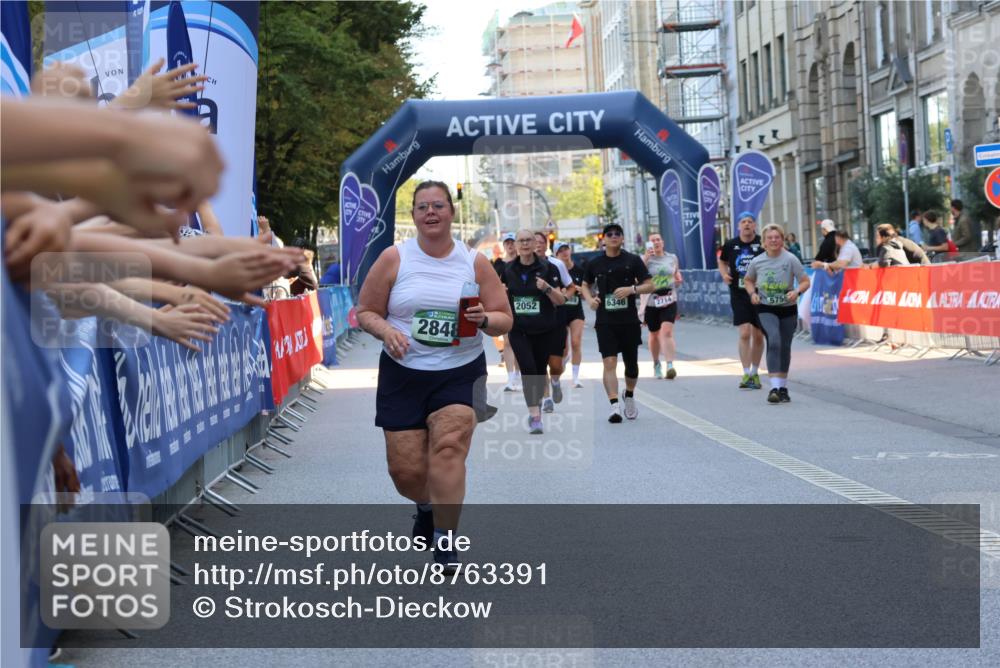 07.09.2025 - BARMER Alsterlauf Strokosch-Dieckow http://msf.ph/oto/8763391 07.09.2025 10:28:39 Ziel 2877, 3457, 3495, 3542, 3553, 3560, 4000, 4004, 4201 meine-sportfotos.de