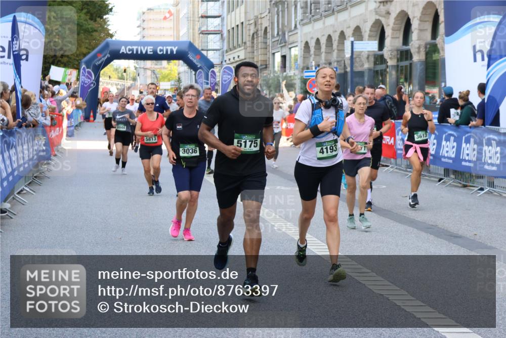 07.09.2025 - BARMER Alsterlauf Strokosch-Dieckow http://msf.ph/oto/8763397 07.09.2025 10:12:12 Ziel 2226, 3096, 3228, 3448, 3486, 3706, 3873, 3880, 3973, 4100, 4101, 4136, 4175, 4280, 4413, 4616, 4702, 4792, 4829, 4852, 5492, 5732, 5865, 5897, 6200, 8028, 8061, 8170, 8357 meine-sportfotos.de