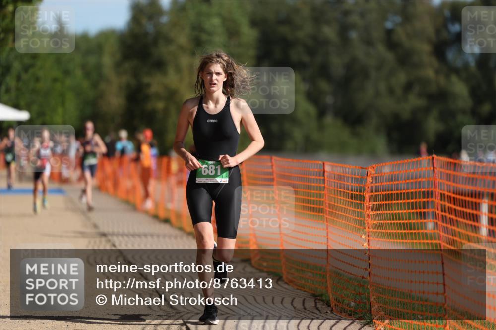 07.09.2025 - 19. Norderstedt Triathlon Michael Strokosch http://msf.ph/oto/8763413 07.09.2025 10:47:42 Laufen 681 meine-sportfotos.de