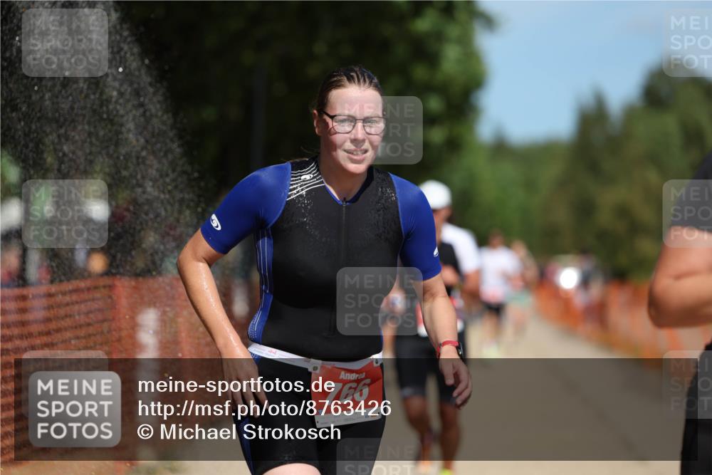 07.09.2025 - 19. Norderstedt Triathlon Michael Strokosch http://msf.ph/oto/8763426 07.09.2025 12:57:25 Laufen 766, 828, 1268, 1309, 1361, 1379 meine-sportfotos.de