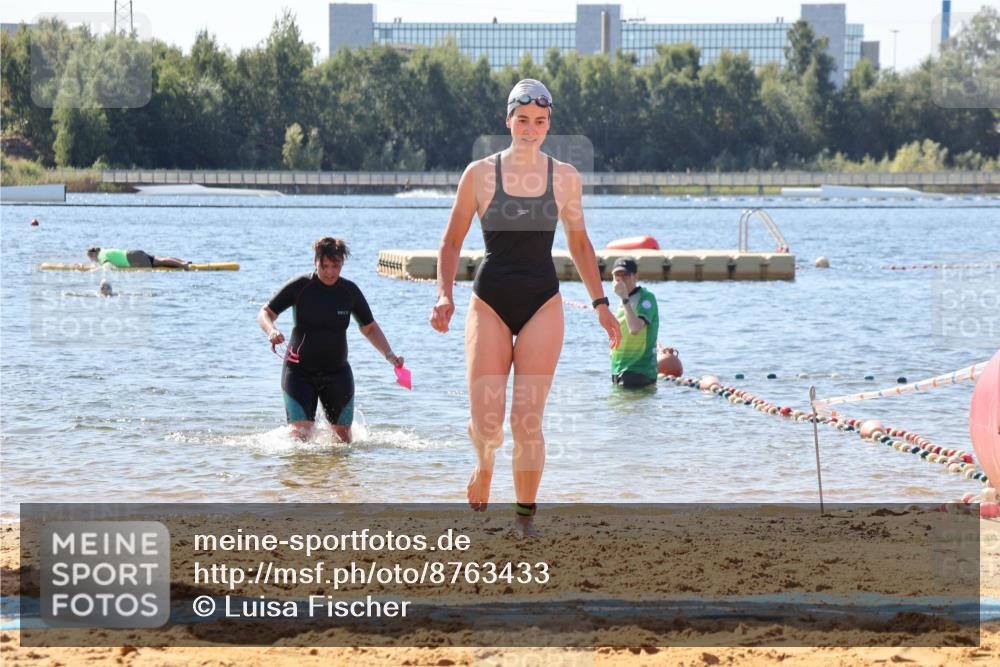 07.09.2025 - 19. Norderstedt Triathlon Luisa Fischer http://msf.ph/oto/8763433 07.09.2025 12:16:23 Schwimmen 272 meine-sportfotos.de