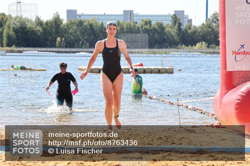 07.09.2025 - 19. Norderstedt Triathlon Luisa Fischer http://msf.ph/oto/8763436 07.09.2025 12:16:24 Schwimmen 272 meine-sportfotos.de