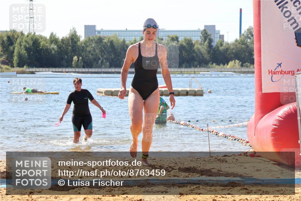 07.09.2025 - 19. Norderstedt Triathlon Luisa Fischer http://msf.ph/oto/8763459 07.09.2025 12:16:25 Schwimmen 272 meine-sportfotos.de