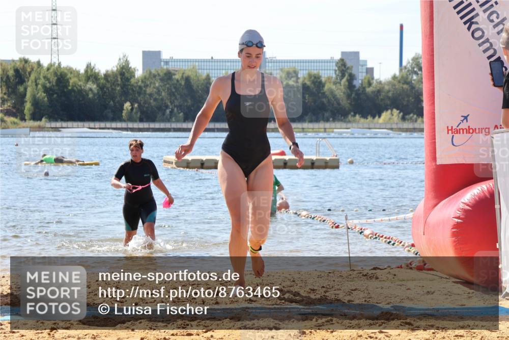 07.09.2025 - 19. Norderstedt Triathlon Luisa Fischer http://msf.ph/oto/8763465 07.09.2025 12:16:25 Schwimmen 272 meine-sportfotos.de