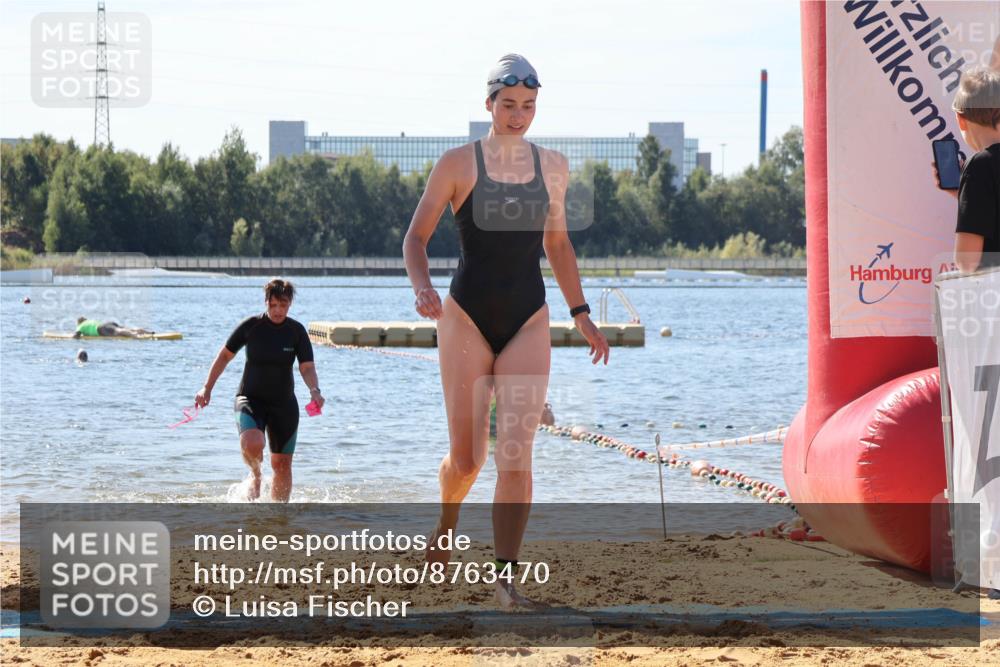 07.09.2025 - 19. Norderstedt Triathlon Luisa Fischer http://msf.ph/oto/8763470 07.09.2025 12:16:26 Schwimmen 272 meine-sportfotos.de