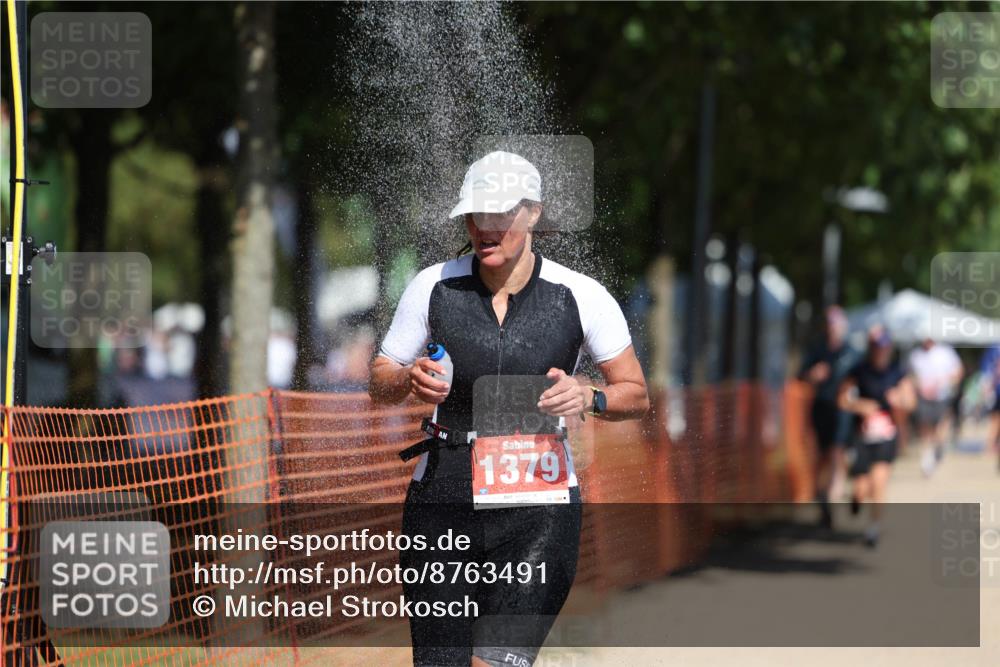 07.09.2025 - 19. Norderstedt Triathlon Michael Strokosch http://msf.ph/oto/8763491 07.09.2025 12:57:27 Laufen 766, 818, 828, 1361, 1379 meine-sportfotos.de