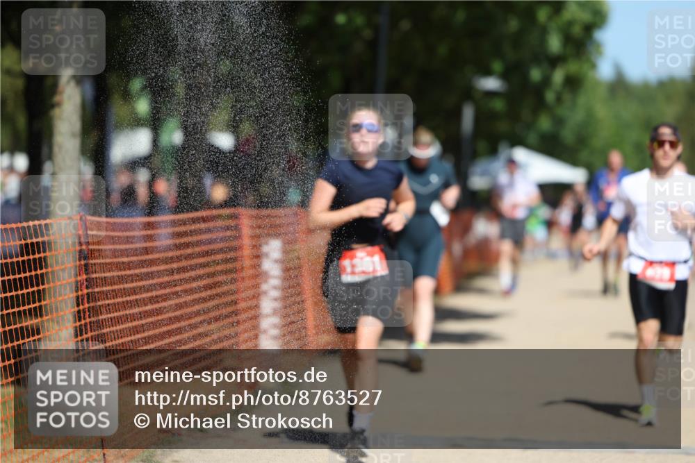 07.09.2025 - 19. Norderstedt Triathlon Michael Strokosch http://msf.ph/oto/8763527 07.09.2025 12:57:31 Laufen 208, 818, 828, 1361 meine-sportfotos.de