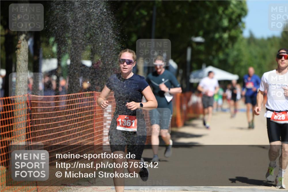 07.09.2025 - 19. Norderstedt Triathlon Michael Strokosch http://msf.ph/oto/8763542 07.09.2025 12:57:32 Laufen 208, 309, 818, 828, 1361 meine-sportfotos.de