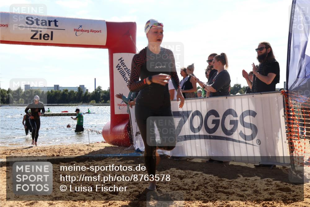 07.09.2025 - 19. Norderstedt Triathlon Luisa Fischer http://msf.ph/oto/8763578 07.09.2025 14:59:43 Schwimmen 944, 1514, 1538 meine-sportfotos.de