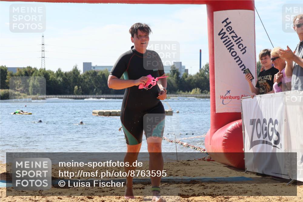 07.09.2025 - 19. Norderstedt Triathlon Luisa Fischer http://msf.ph/oto/8763595 07.09.2025 12:16:35 Schwimmen 219, 272 meine-sportfotos.de