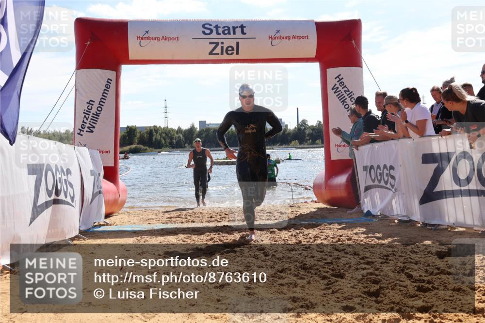 07.09.2025 - 19. Norderstedt Triathlon Luisa Fischer http://msf.ph/oto/8763610 07.09.2025 14:59:47 Schwimmen 944, 1514, 1538 meine-sportfotos.de