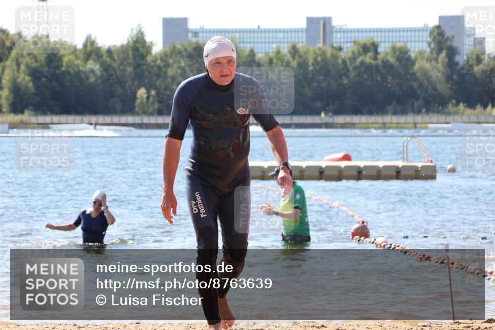 07.09.2025 - 19. Norderstedt Triathlon Luisa Fischer http://msf.ph/oto/8763639 07.09.2025 12:17:15 Schwimmen 1304 meine-sportfotos.de