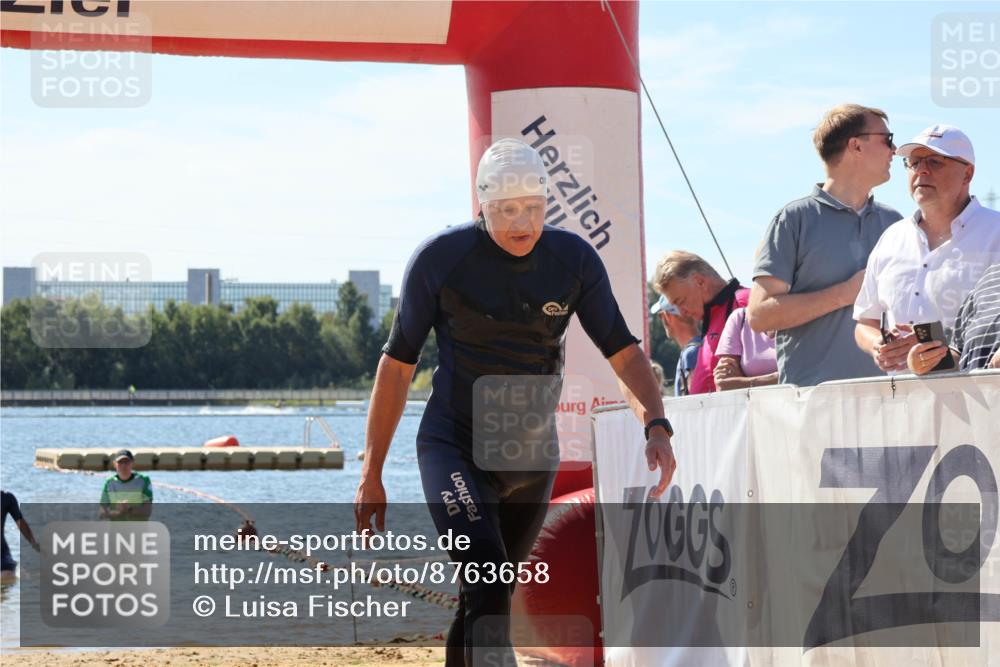 07.09.2025 - 19. Norderstedt Triathlon Luisa Fischer http://msf.ph/oto/8763658 07.09.2025 12:17:19 Schwimmen 1304 meine-sportfotos.de