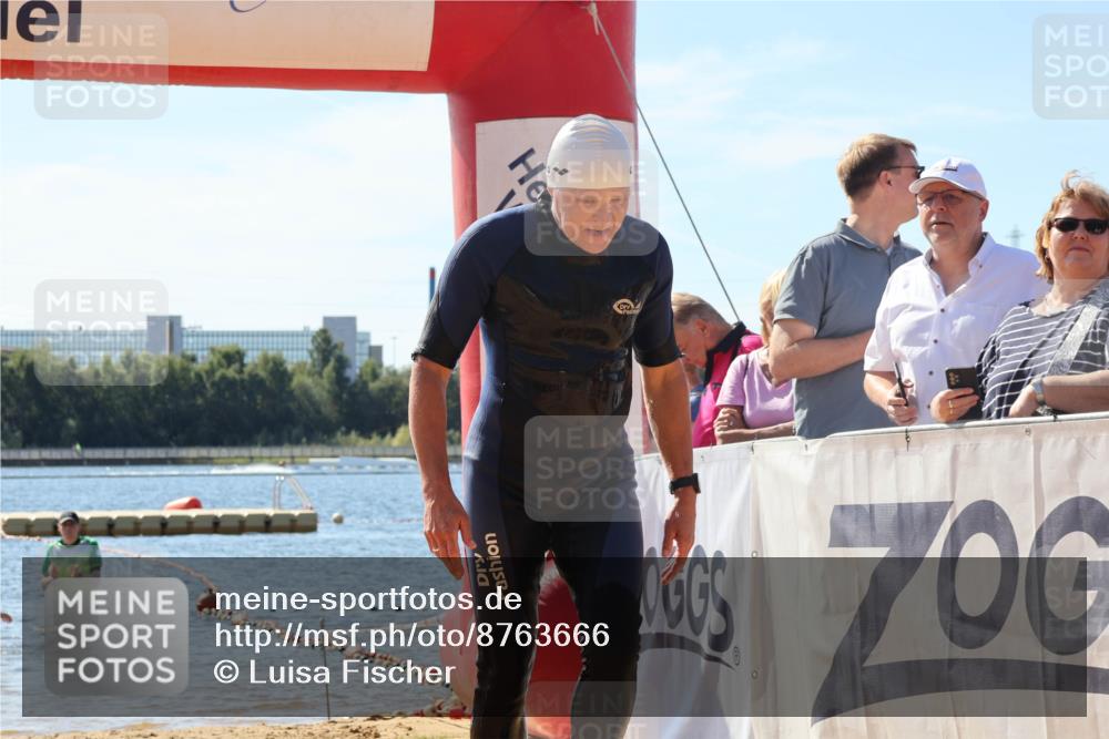 07.09.2025 - 19. Norderstedt Triathlon Luisa Fischer http://msf.ph/oto/8763666 07.09.2025 12:17:19 Schwimmen 1304 meine-sportfotos.de