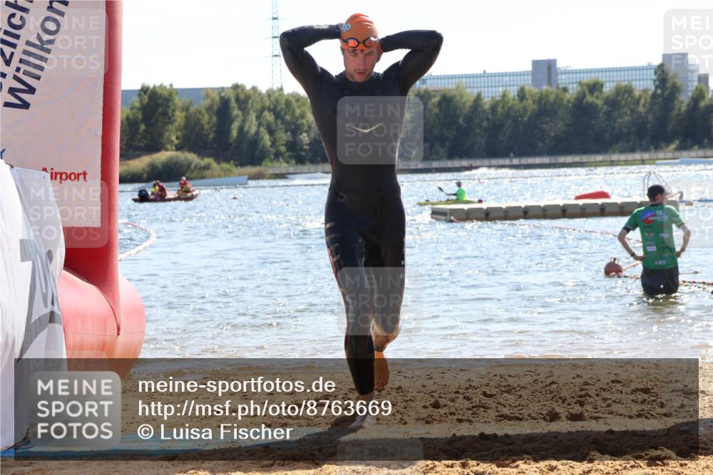 07.09.2025 - 19. Norderstedt Triathlon Luisa Fischer http://msf.ph/oto/8763669 07.09.2025 14:59:53 Schwimmen 425, 944, 1514, 1538 meine-sportfotos.de