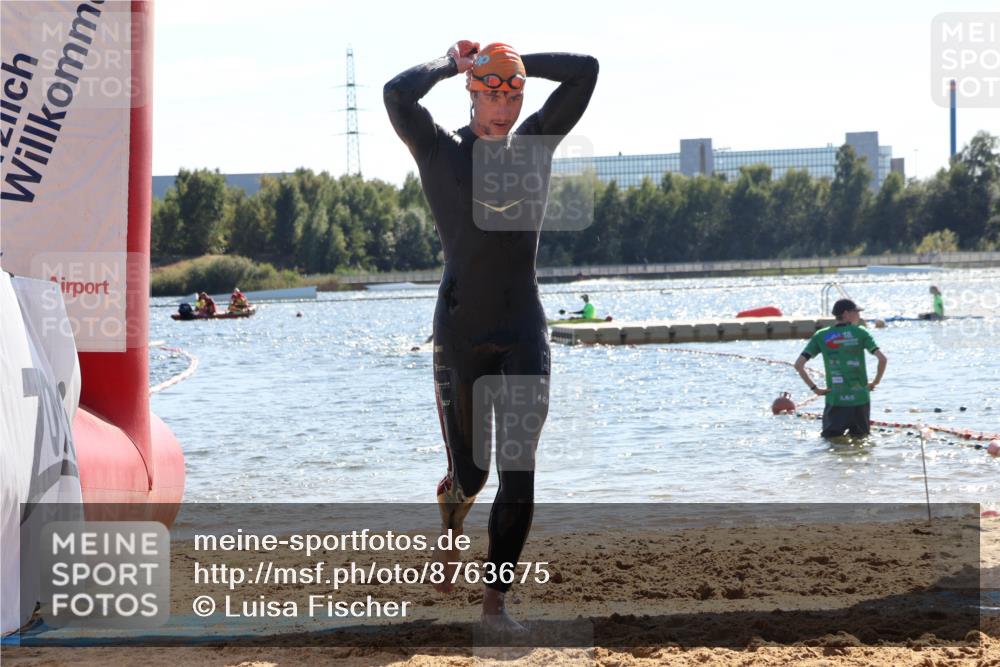 07.09.2025 - 19. Norderstedt Triathlon Luisa Fischer http://msf.ph/oto/8763675 07.09.2025 14:59:54 Schwimmen 425, 944, 1514, 1538 meine-sportfotos.de