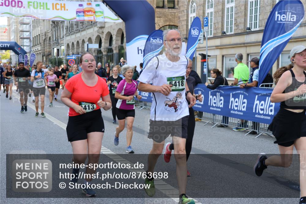 07.09.2025 - BARMER Alsterlauf Strokosch-Dieckow http://msf.ph/oto/8763698 07.09.2025 10:12:09 Ziel 2226, 2942, 3096, 3228, 3448, 3706, 3873, 3973, 3990, 4101, 4175, 4280, 4413, 4561, 4616, 4694, 4702, 4792, 4829, 4852, 5492, 5897, 6199, 6200, 8028, 8061, 8170, 8357 meine-sportfotos.de