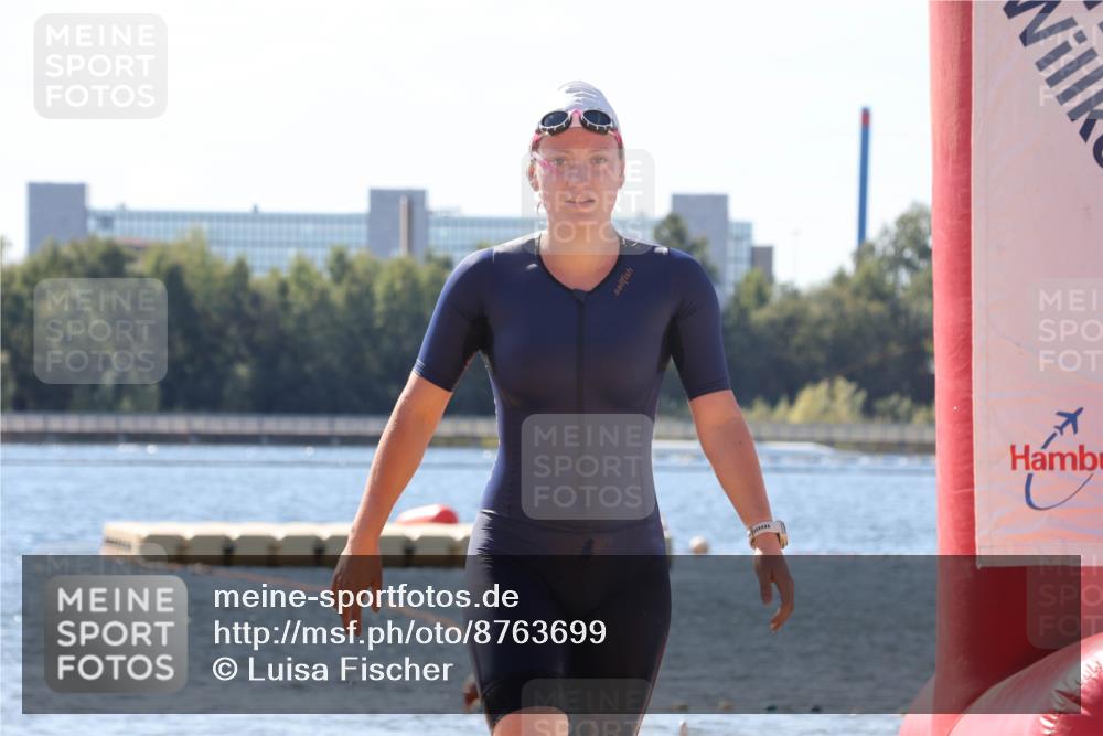 07.09.2025 - 19. Norderstedt Triathlon Luisa Fischer http://msf.ph/oto/8763699 07.09.2025 12:17:30 Schwimmen 1292 meine-sportfotos.de