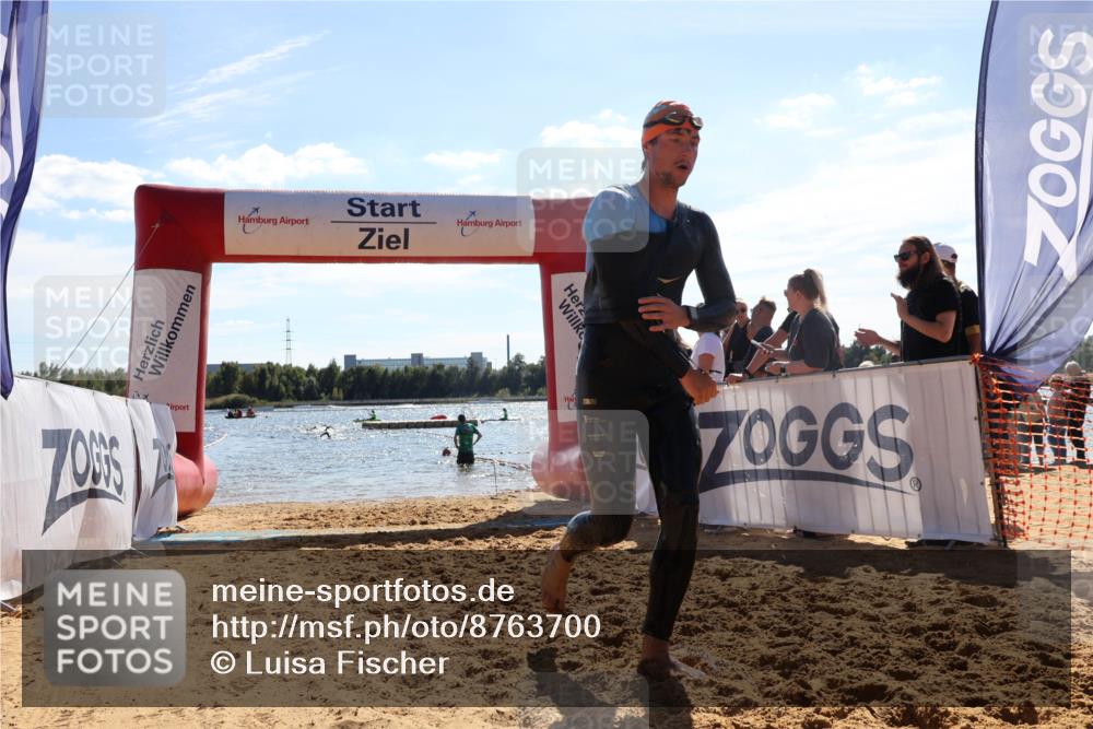 07.09.2025 - 19. Norderstedt Triathlon Luisa Fischer http://msf.ph/oto/8763700 07.09.2025 14:59:56 Schwimmen 425, 1514, 1538 meine-sportfotos.de